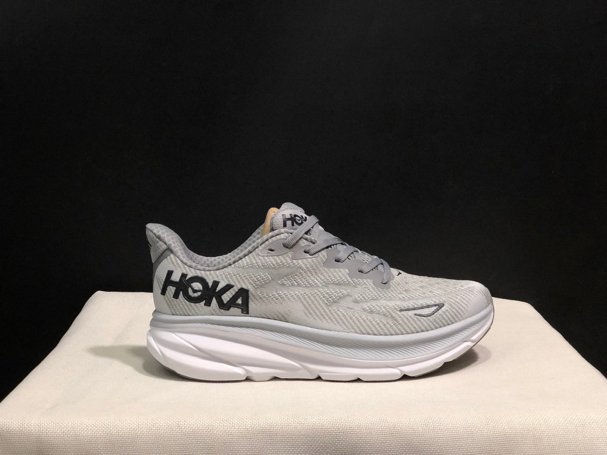 HOKA ONE ONE Clifton 9